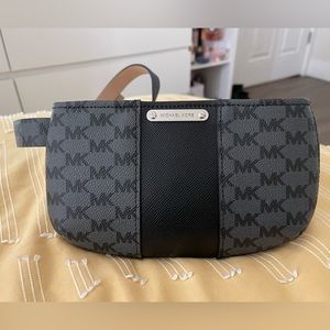 New Michael Kors belt bag